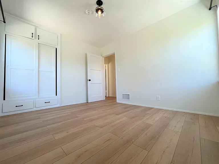 1227 S Ogden Dr — Photo 11