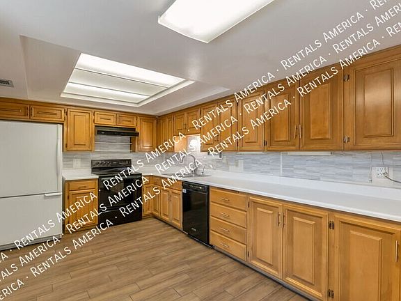 4th image of 4251 N Limberlost Pl