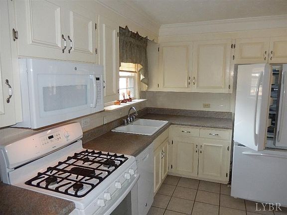 5th image of 1407 Ashbourne Dr