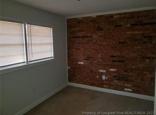 224 W Manchester Rd, Spring Lake, NC 28390