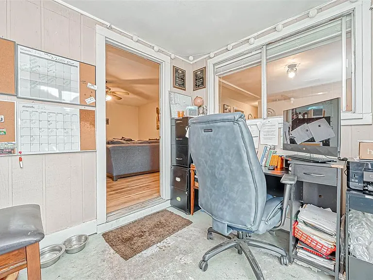 3623 Black Crickett Ct — Photo 38