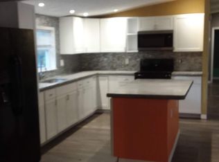 10061 Valley Rd, Weeki Wachee, FL 34613