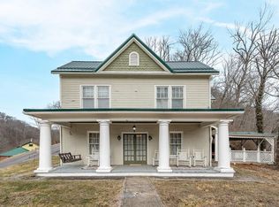 124 Bramwell Hill Rd, Bramwell, WV 24715