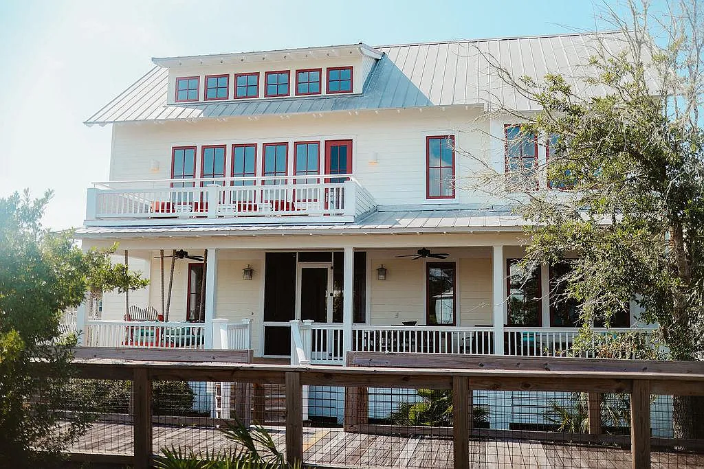 105 Washboard Ct — Photo 1
