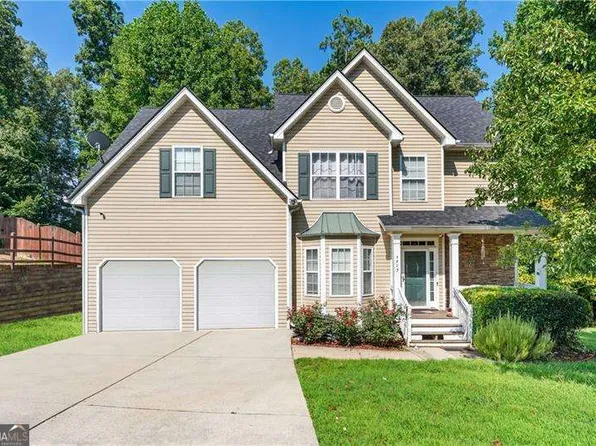 5703 Newnan Cir, Austell, GA 30106