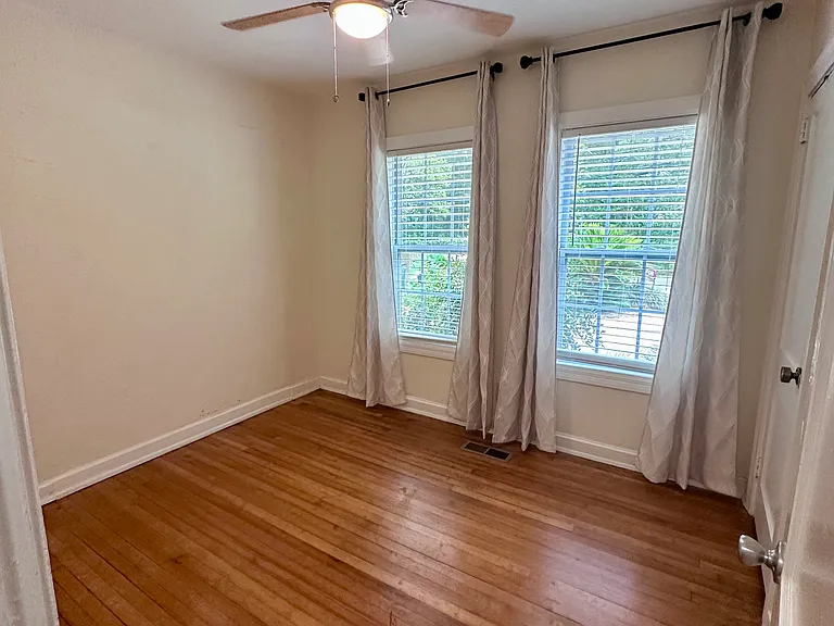 1006 N Duval St — Photo 14
