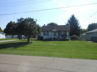 1014 E Wabash St, Converse, IN 46919