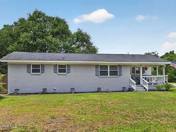 3rd image of 5012 Masonboro Loop Road