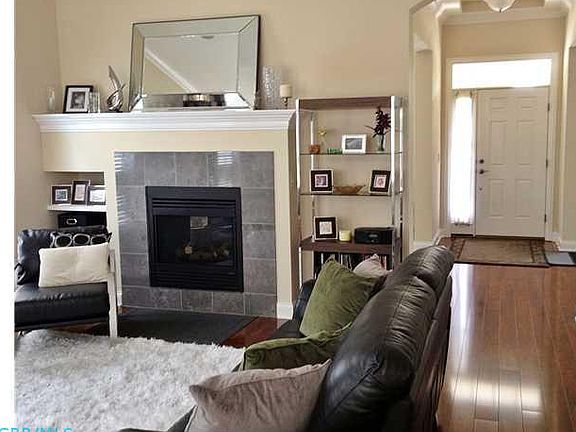 4th image of 4256 Hobbs Landing Dr W