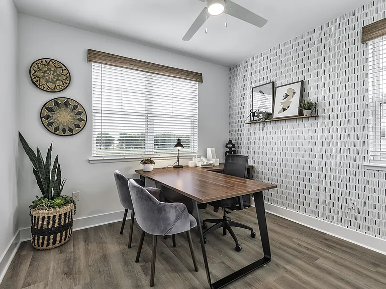 Escalon Townhomes — Photo 13