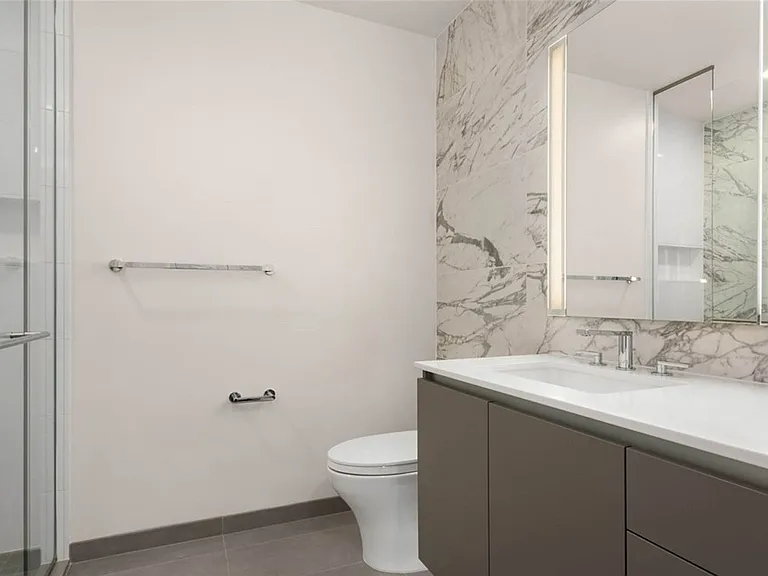 2510 6th Ave #1407 — Photo 21