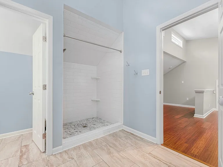 404 Keswick Ave — Photo 23