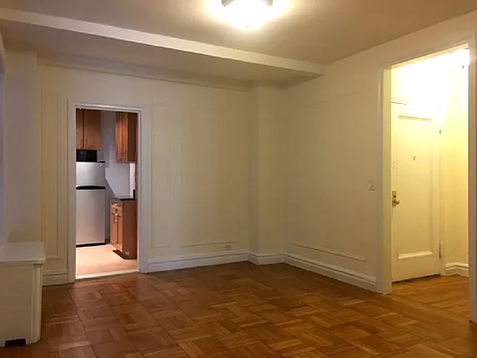 Rented by City Connections Realty | media 11