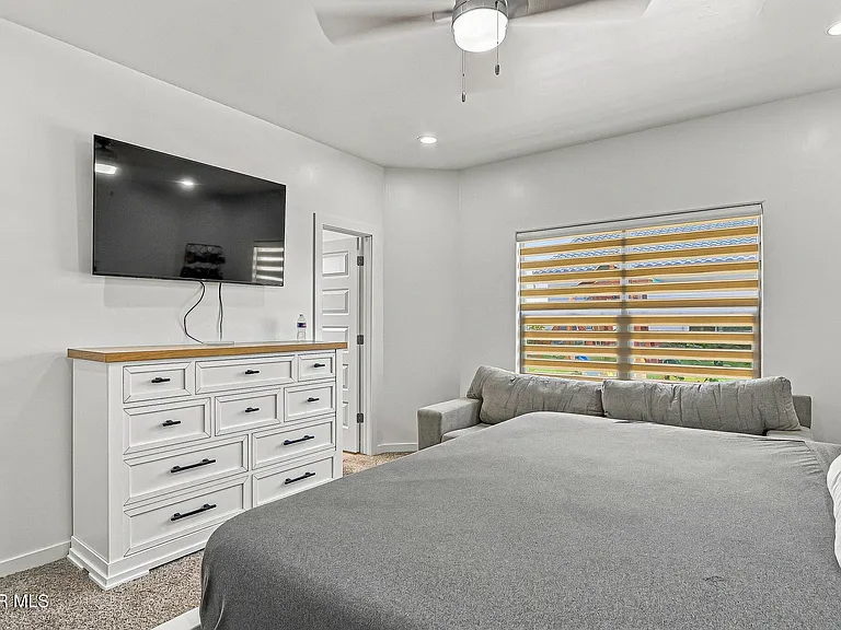 14585 John McNeely Ave — Photo 32