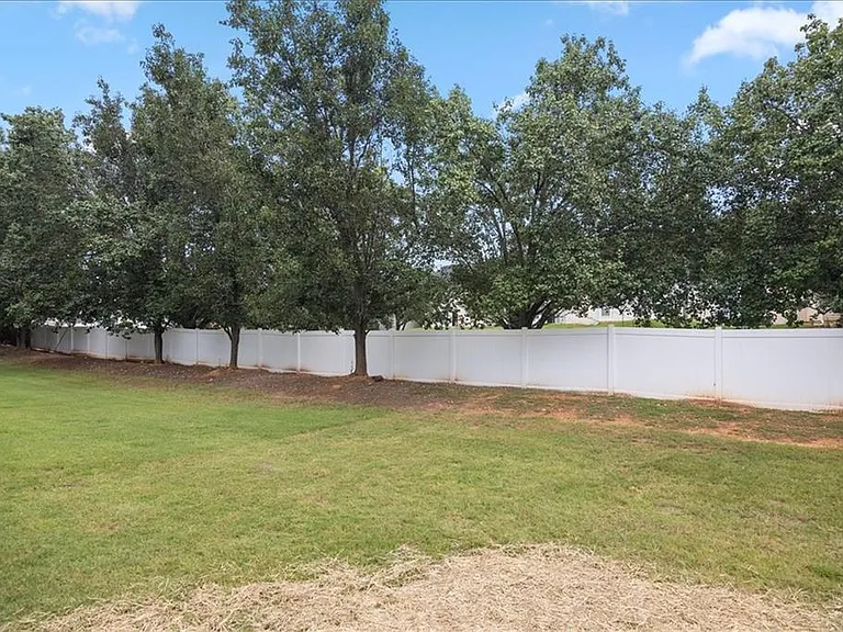 4033 Ravenwood Ct — Photo 33