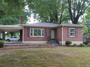2701 Westover Dr, Danville, VA 24541
