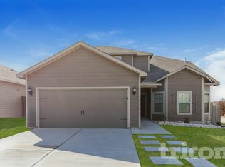 14356 Open Range Dr, Dallas, TX 75253