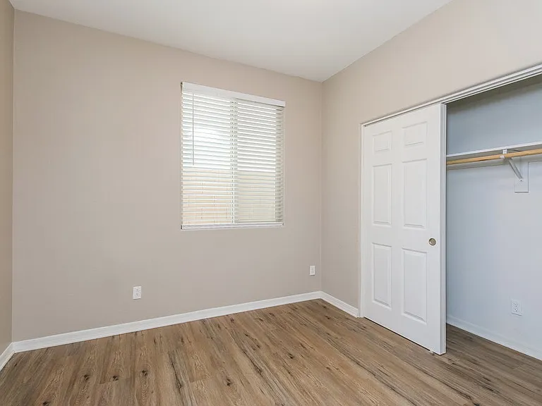 4411 W Kirkland Ave — Photo 13