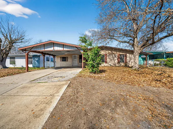 155 Seacomber Pl, San Antonio, TX 78242