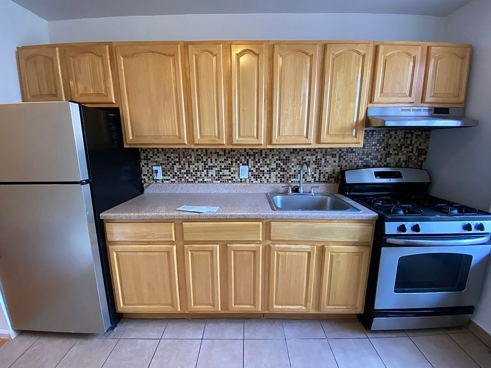 1st image of 25-10 30th Ave #2B