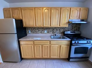25-10 30th Ave #2B, Astoria, NY 11102