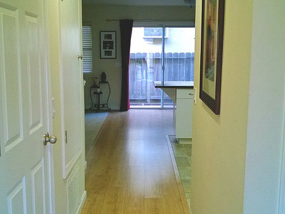 3rd image of 106 Blue Bonnet Ln #6