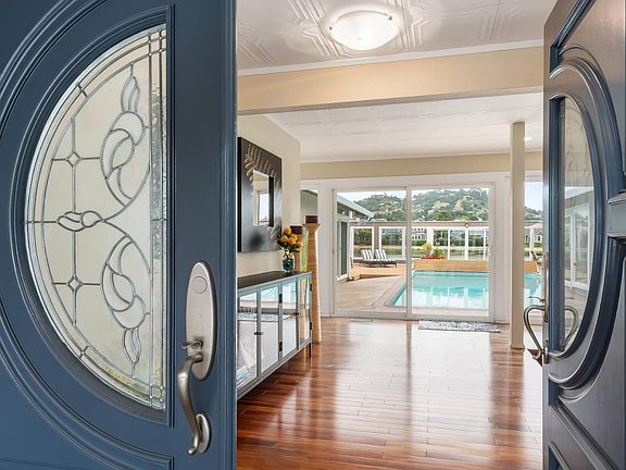 2nd image of 388 Riviera Circle