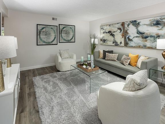 3rd image of 765 San Antonio Rd APT 63