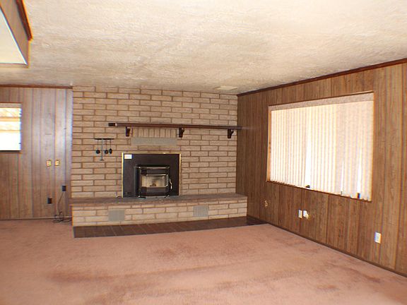 2nd image of 1830 Taylor --