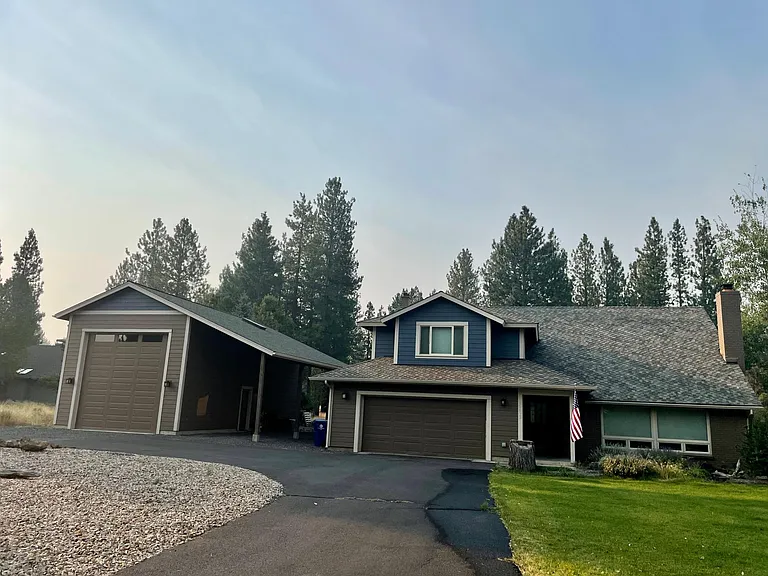 60023 Ridgeview Dr W — Photo 2