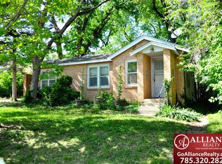 1208 Pomeroy St, Manhattan, KS 66502