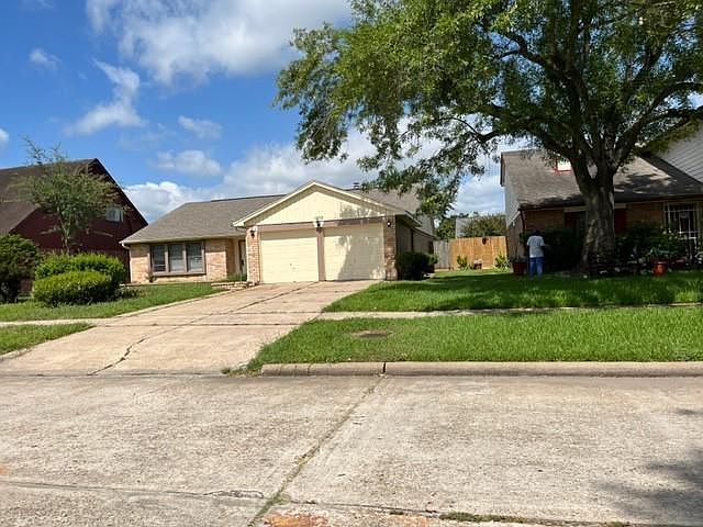 1st image of 16718 Lost Quail Dr