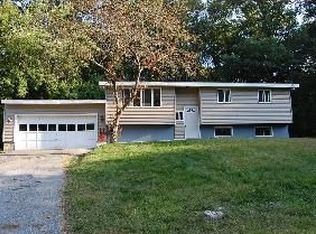 11 Muster Ln, Ledyard, CT 06339