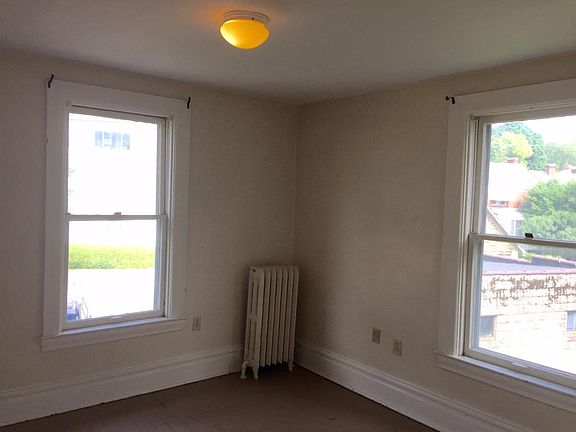 4th image of 1314 Arkansas Ave #2