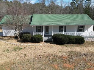 230 J Davis Rd, Tallapoosa, GA 30176