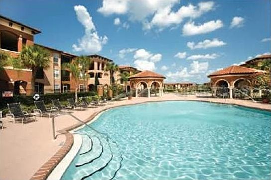 2nd image of 5524 Metrowest Blvd #10-110