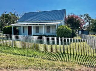 5743 S Us Highway 87, Fredericksburg, TX 78624
