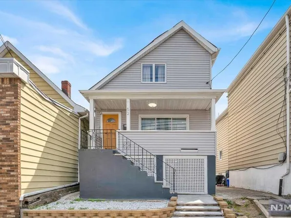 52 Jewell St, Garfield, NJ 07026