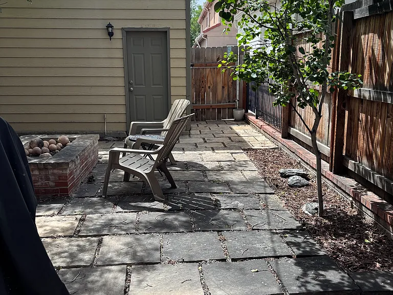 945 N Clarkson St #1 — Photo 11