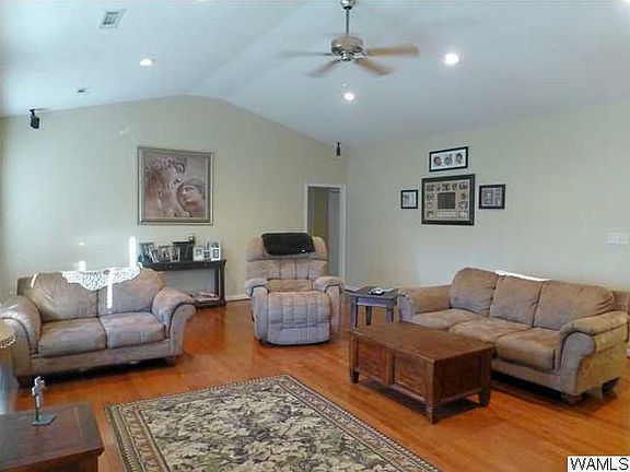5th image of 93 Deerhaven Cir