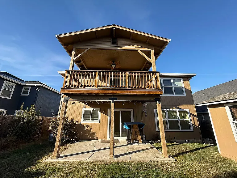 Back of home - 736 Spring Valley Dr