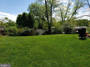 11139 Byrd Dr, Fairfax, VA 22030