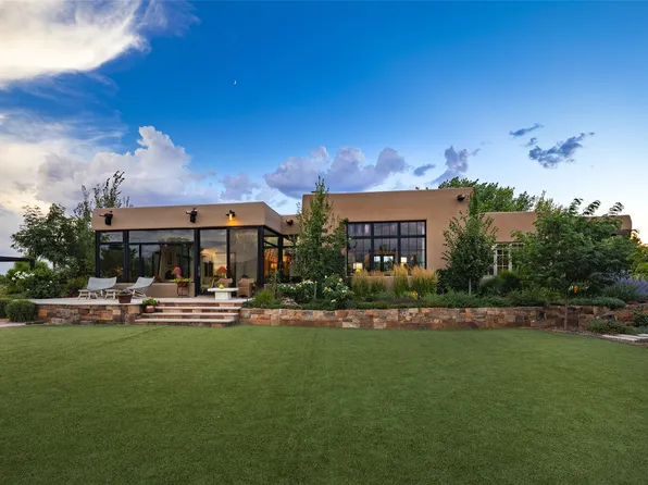 88 Tano Rd, Santa Fe, NM 87506