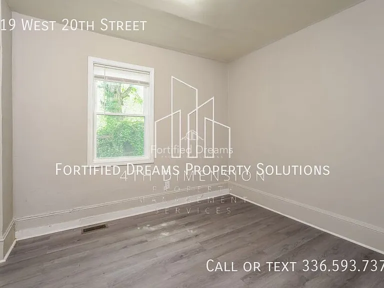 519 W 20th St — Photo 10
