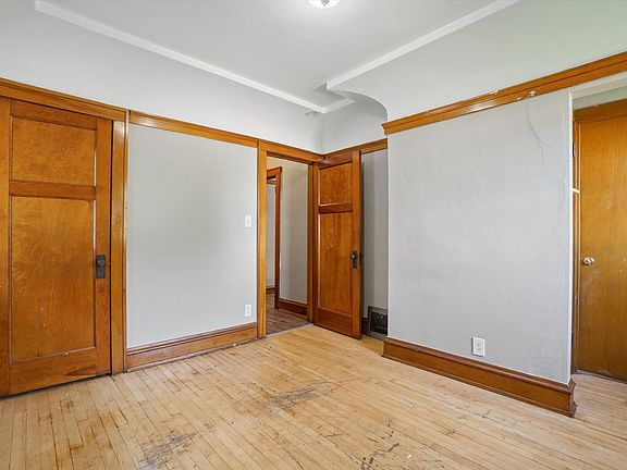 5th image of 2607 N 49th St