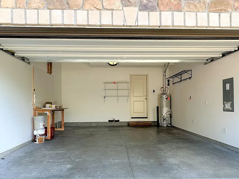 20672 SW Edgemont St — Photo 34