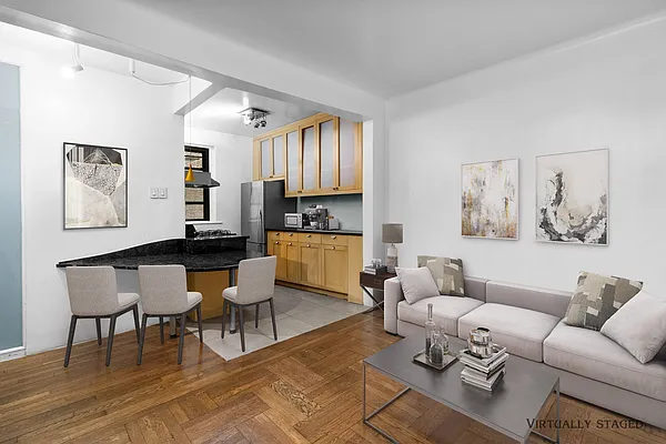 Sold by HomeDax Real Estate | media 3
