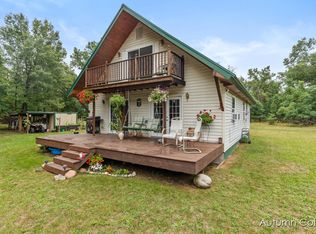 4711 Muffler Aly, Baldwin, MI 49304