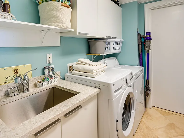 Laundry Room Cabinet
