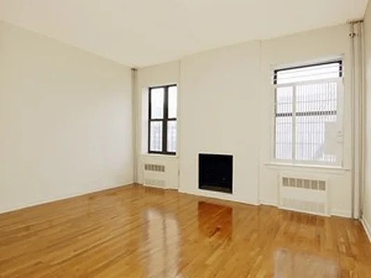 Sold by Citi Habitats | media 6